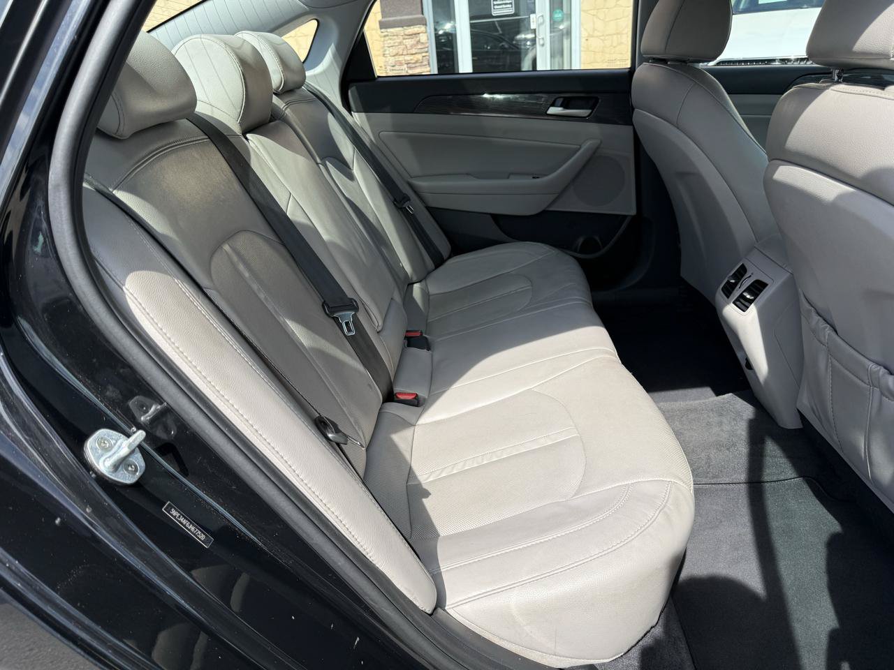 Used 2018 Hyundai Sonata Limited FWD image 18