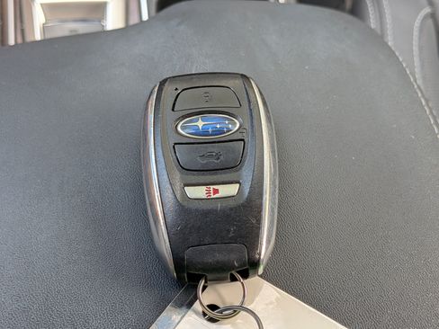 Certified 2021 Subaru Ascent Touring AWD/4WD image 35
