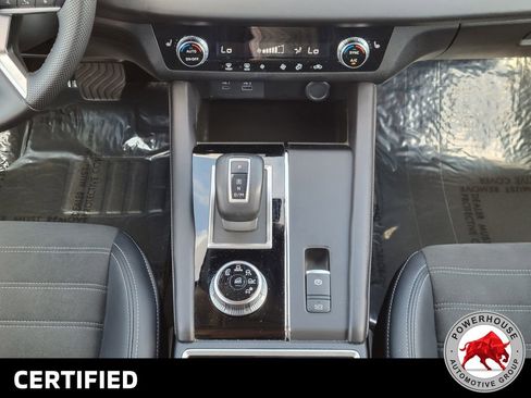 Used 2023 Mitsubishi Outlander SE image 24