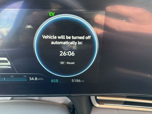 Used 2025 Hyundai Elantra SEL image 22