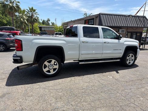 Used 2015 GMC Sierra 2500 Denali AWD/4WD image 8