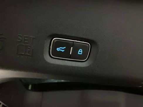 Used 2025 Ford Expedition Max Platinum AWD/4WD image 10