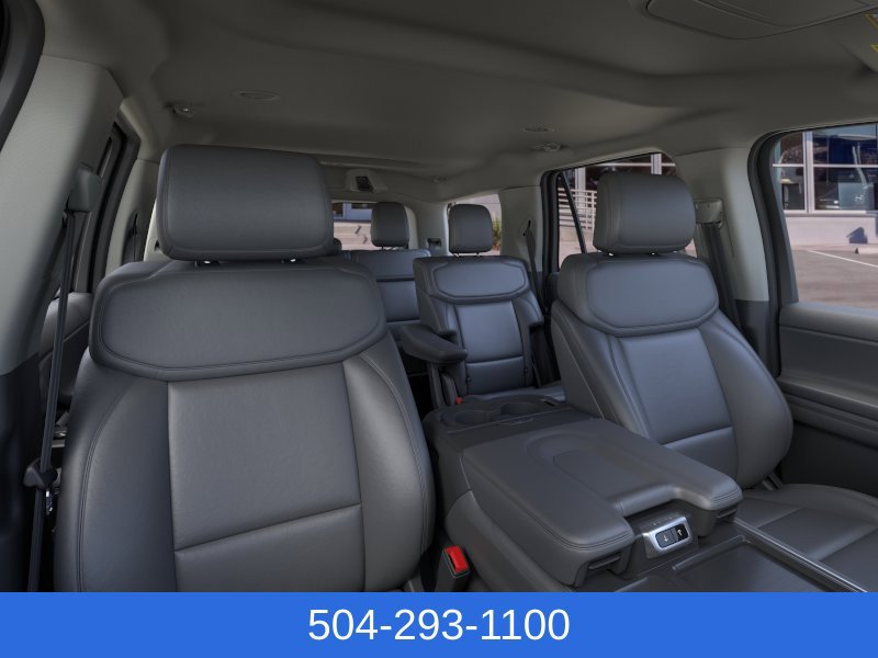 New 2026 Ford Expedition Active RWD image 12