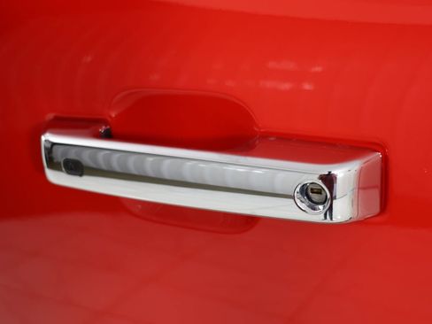 Used 2025 Ford F350 Lariat w/ Chrome Package image 22