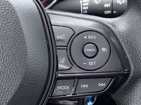 Used 2024 Toyota RAV4 LE image 13