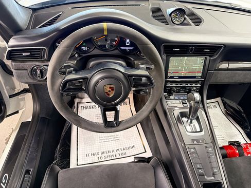 Used 2016 Porsche 911 GT3 RS image 16