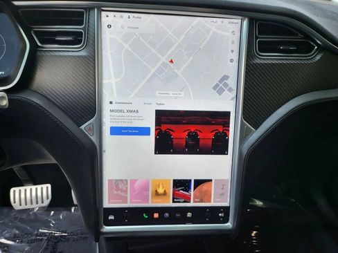 Used 2018 Tesla Model X 75D AWD/4WD image 30