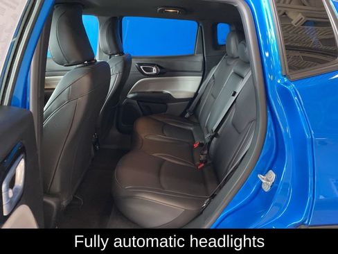 Used 2025 Jeep Compass Limited AWD/4WD image 11