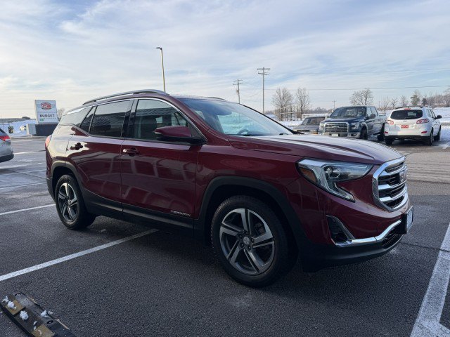 Used 2019 GMC Terrain SLT w/ Infotainment Package II FWD image 4