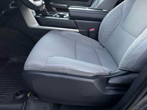 Used 2022 Toyota Tundra SR5 image 38