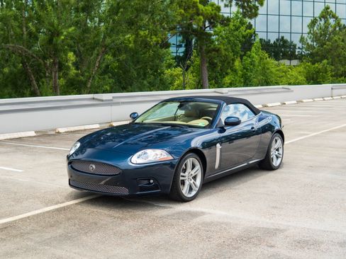 Used 2007 Jaguar XKR R RWD image 5