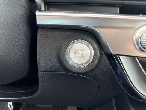 Used 2025 Kia Telluride S AWD/4WD image 26