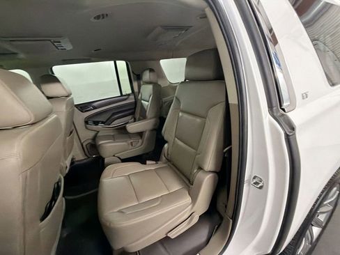Used 2020 Chevrolet Suburban LT RWD image 26