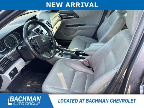Used 2017 Honda Accord EX-L image 5