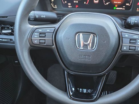 Used 2025 Honda Accord SE image 15