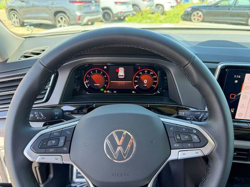 New 2026 Volkswagen Atlas Peak Edition AWD/4WD image 16