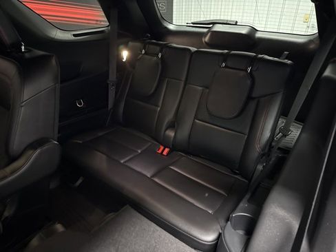 Used 2023 Ford Explorer ST-Line w/ Class IV Trailer Tow Package image 18