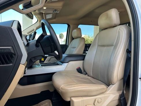 Certified 2020 Ford F250 Lariat w/ Lariat Value Package image 12