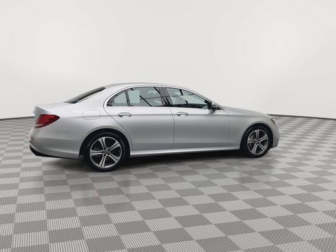 Used 2020 Mercedes-Benz E 350 4MATIC Sedan image 43