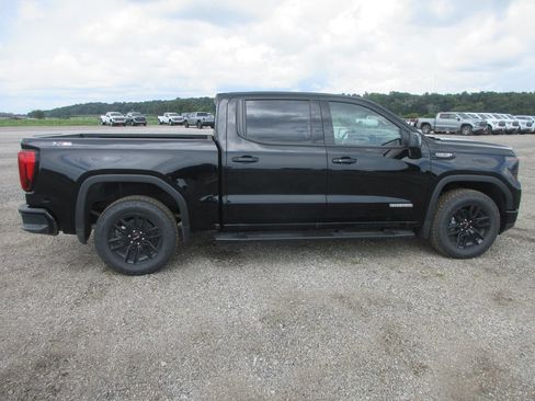 New 2026 GMC Sierra 1500 Elevation w/ Elevation Premium Package AWD/4WD image 4
