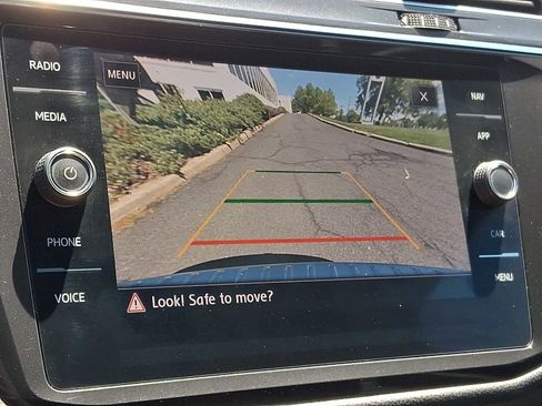 Used 2019 Volkswagen Tiguan SEL Premium AWD/4WD image 16