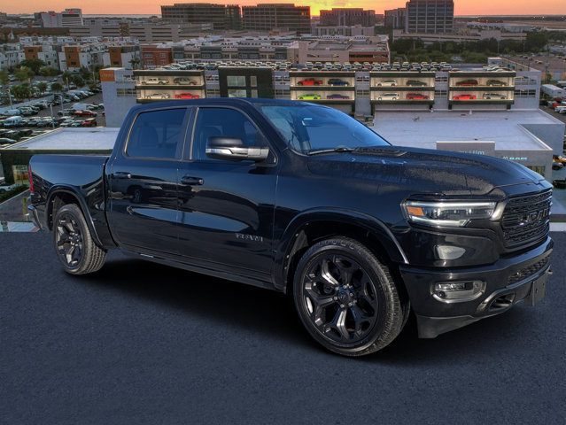 Used 2020 RAM 1500 Limited w/ Black Appearance Package AWD/4WD image 1