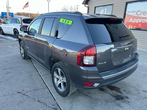 Used 2017 Jeep Compass High Altitude image 7
