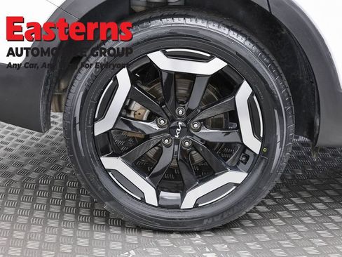 Used 2025 Kia Telluride S FWD image 35