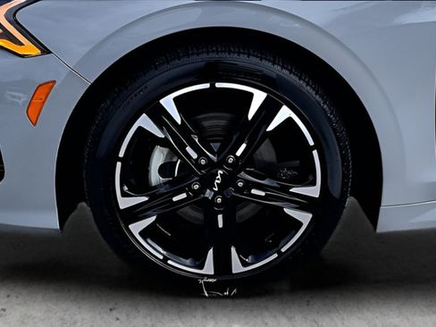 Used 2024 Kia K5 GT-Line FWD image 34