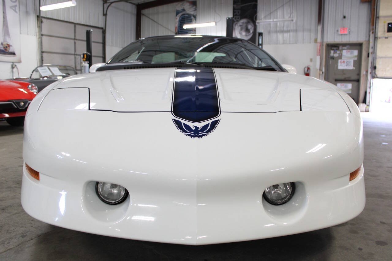 Used 1994 Pontiac Firebird Coupe RWD image 9
