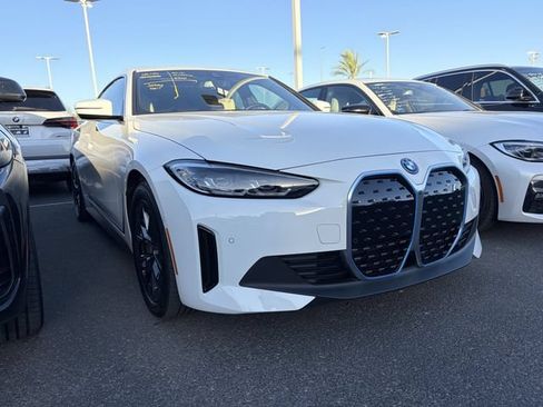 Used 2024 BMW i4 eDrive35 w/ Convenience Package RWD image 3