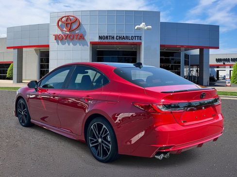 Used 2026 Toyota Camry XSE FWD image 5