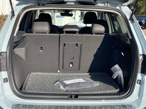 New 2026 Volkswagen Taos SEL AWD/4WD image 10