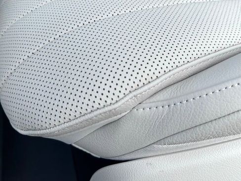 New 2026 Mercedes-Benz E 450 4MATIC Sedan image 21