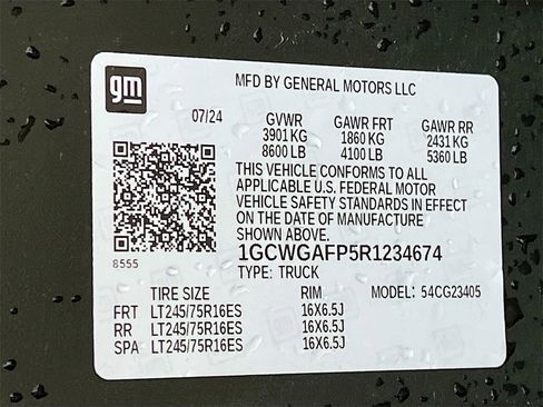 Used 2024 Chevrolet Express 2500 w/ Driver Convenience Package image 28