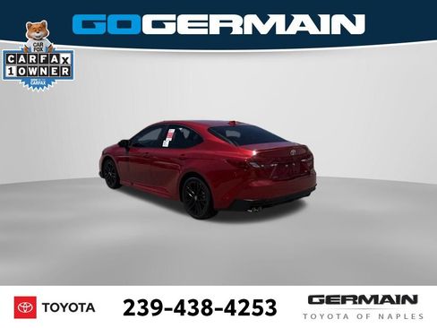 Used 2026 Toyota Camry SE FWD image 5