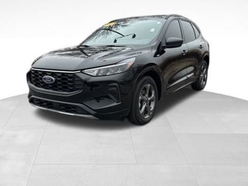 Used 2023 Ford Escape ST-Line w/ Tech Pack #1 image 3