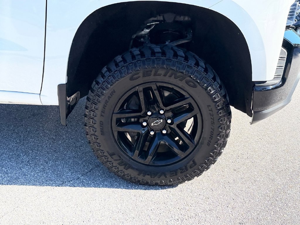 Used 2021 Chevrolet Silverado 1500 Custom Trail Boss AWD/4WD image 9