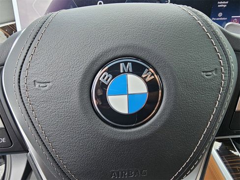 Used 2026 BMW X5 sDrive40i w/ Parking Assistance Package image 22