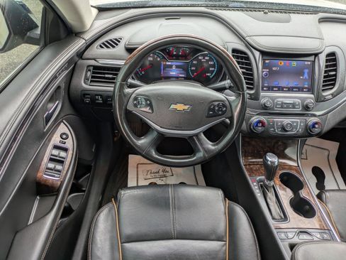 Used 2014 Chevrolet Impala LTZ FWD image 15