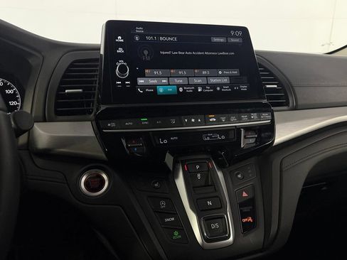 Used 2025 Honda Odyssey EX-L image 17