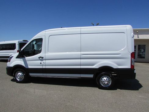 Used 2023 Ford Transit 250 Medium Roof AWD w/ Load Area Protection Package image 9