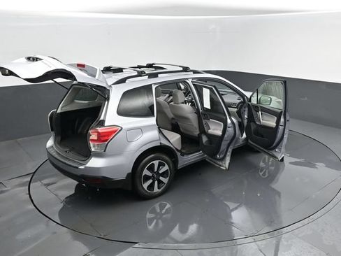 Used 2018 Subaru Forester 2.5i Premium AWD/4WD image 28