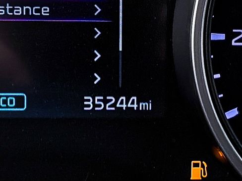 Certified 2023 Kia Carnival LX image 29