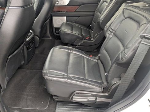 Used 2021 Lincoln Navigator Reserve image 20
