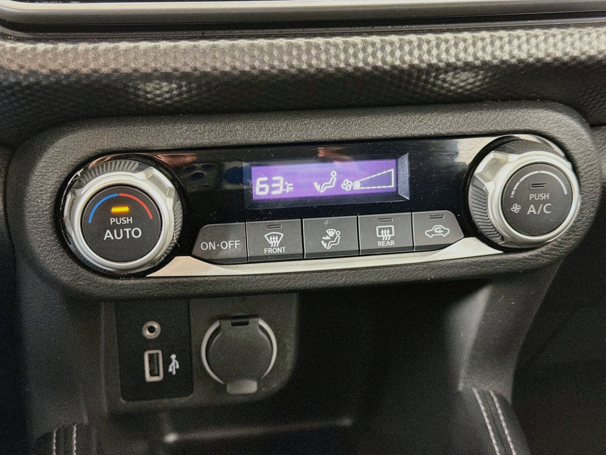 Used 2020 Nissan Kicks SV FWD image 22