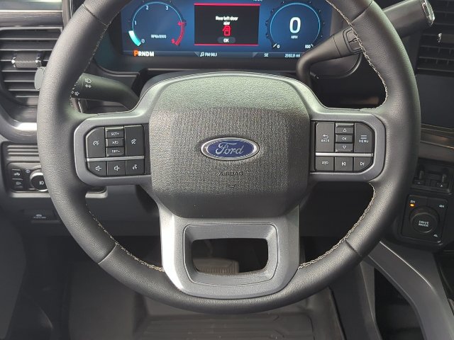 Used 2026 Ford F450 Lariat w/ FX4 Off-Road Package AWD/4WD image 8
