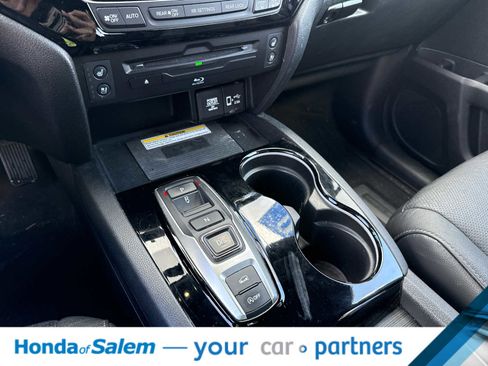 Used 2021 Honda Pilot Elite image 18