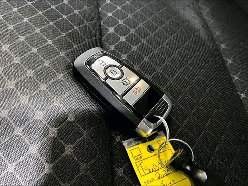 Certified 2025 Ford Escape Active FWD image 11
