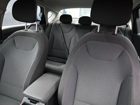 Used 2025 Kia K4 FWD image 15
